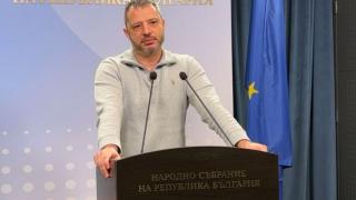 Добрев издаде за жесток шантаж от Асен Василев към ЕК, намеси Навални