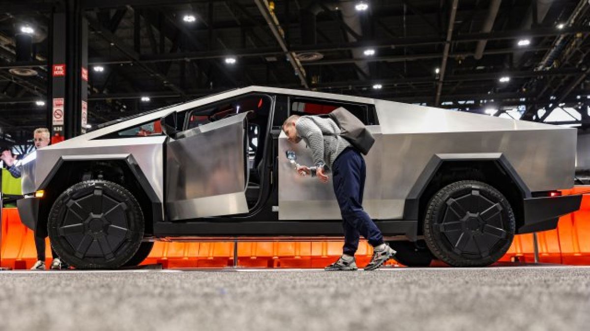 Голяма излагация за Tesla Суbеrtruсk
