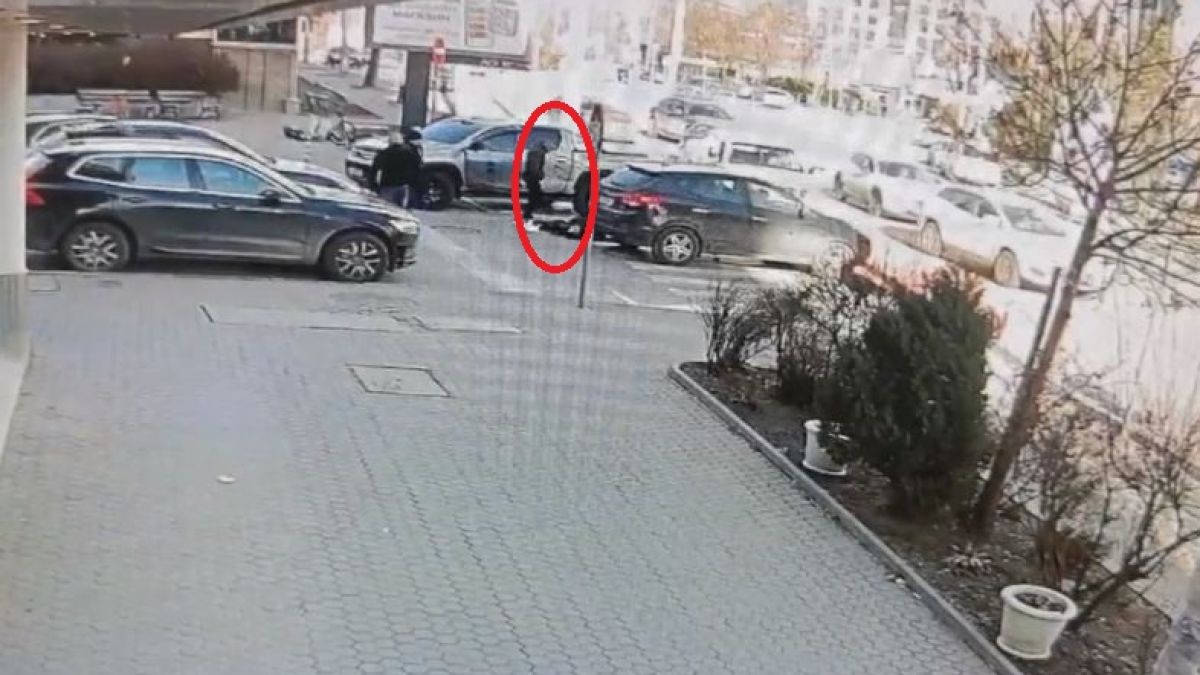 СДВР пусна страшно ВИДЕО 18+ от зверски бой в София, търси извършителя 