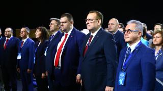 Единодушно XI Националната конференция на ДПС избра за председатели  Делян Пеевски и Джевдет Чакъров