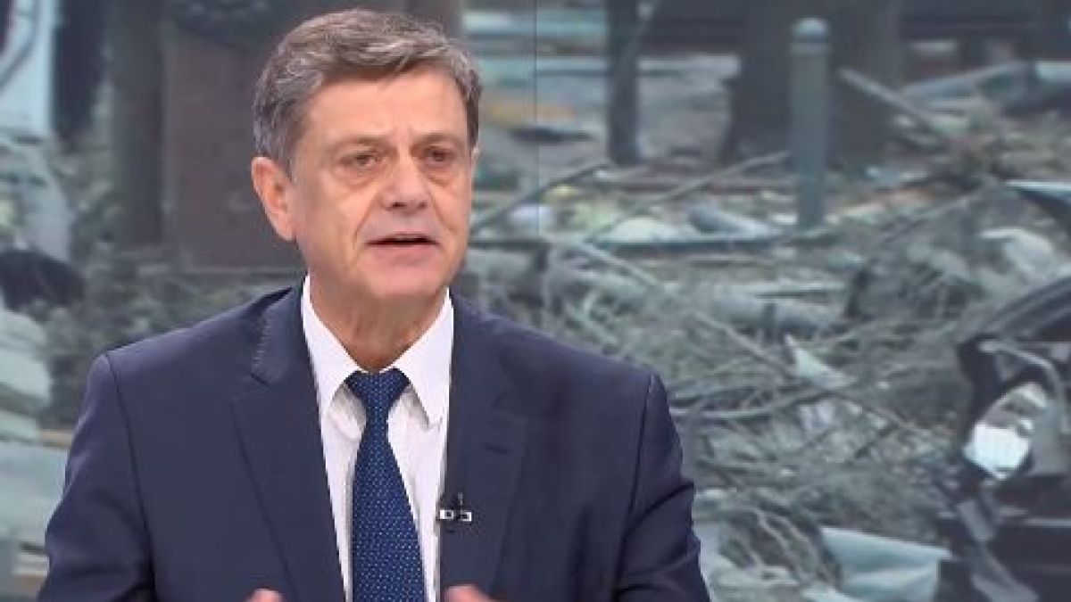 Ген. Попов: Путин води много опасна политика - на "старите карти", а целта му е...