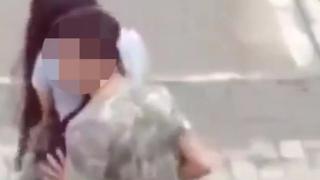Двойка не се посвени, отдаде се на разюздан секс в парка пред очите на минувачите СНИМКА 18+