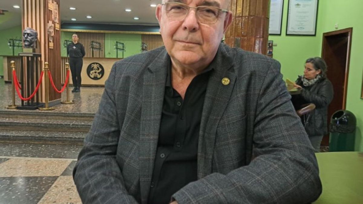 Калин Сърменов изригна гневно след смъртта на Славчо Пеев!