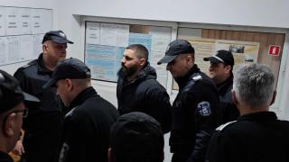 Биячът на Дебора с контраудар, искала да го убие