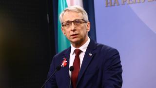 Денков с неочаквани признания за Габриел и ротацията