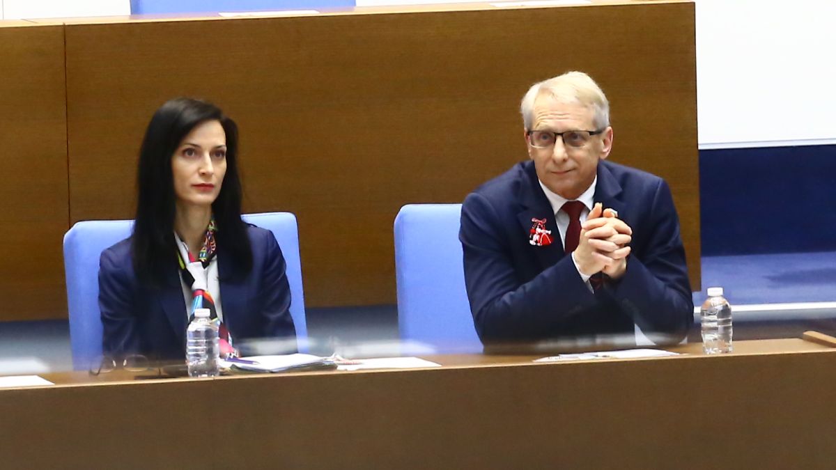 Извънредно! Преговорите между ГЕРБ и ПП-ДБ приключиха и ето какво се случи! СНИМКИ