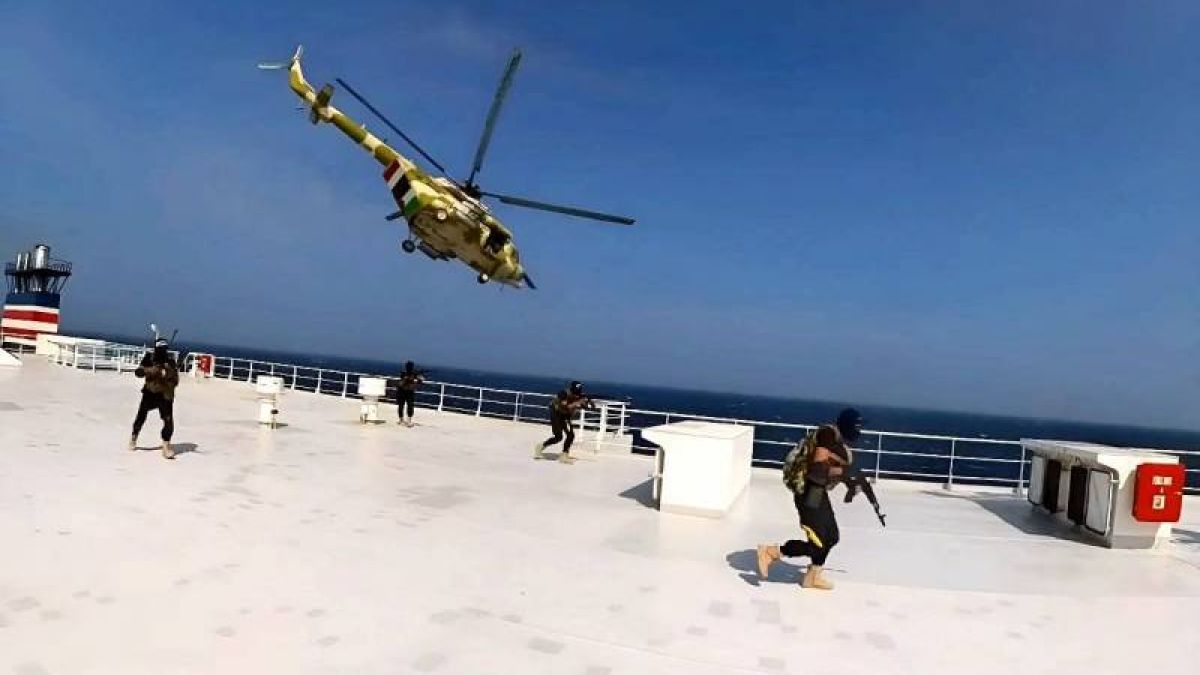 Хутите обещаха нови „изненади“ в Червено море