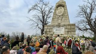 Навръх празника в Пловдив: Освиркаха Тагарев ВИДЕО