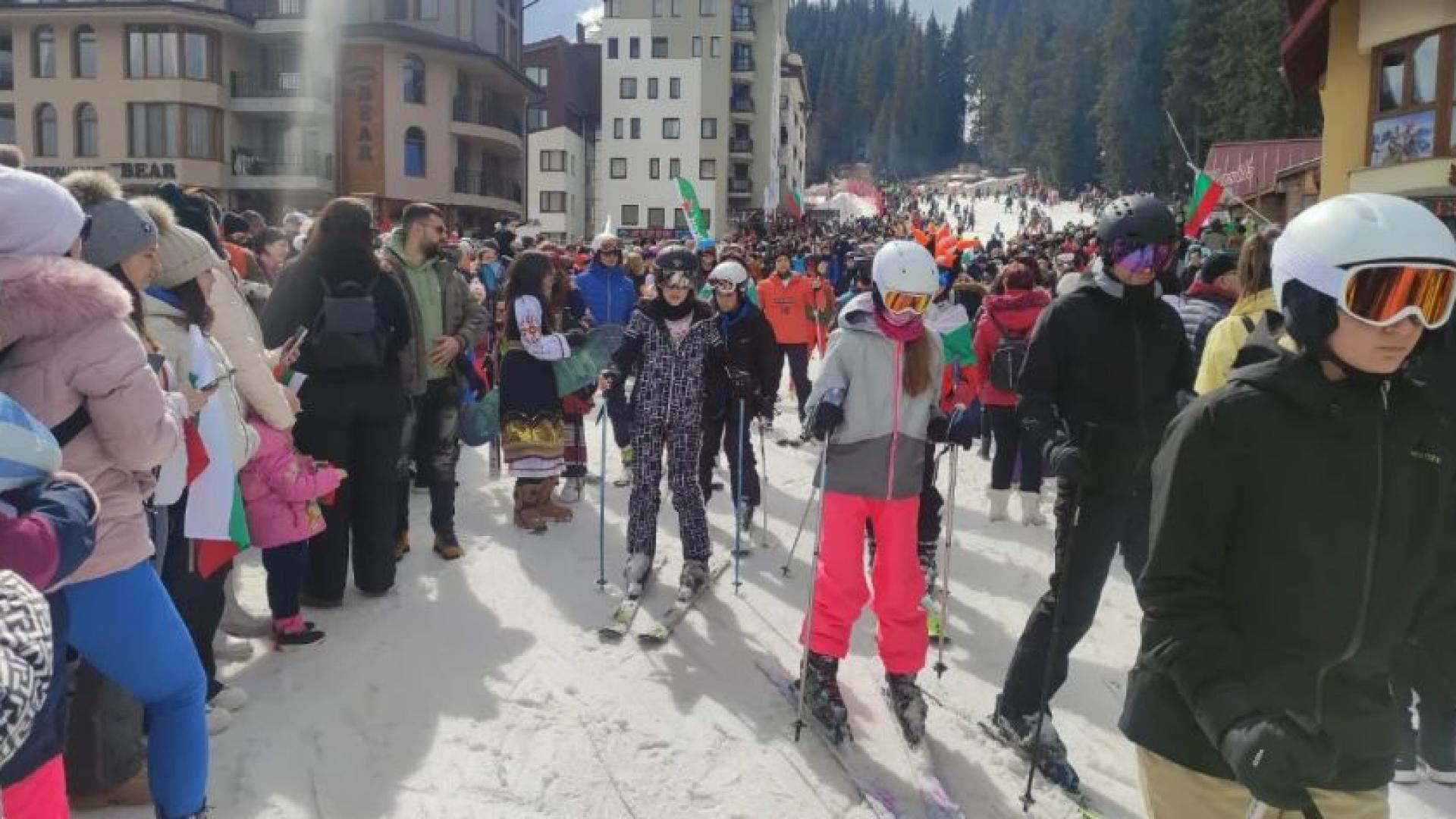 България настръхна! Зрелище като това в Пампорово не се вижда всеки ден ВИДЕО