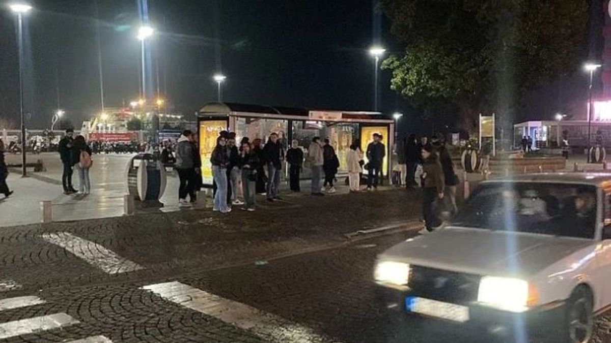 Земетресението в Бурса взе жертва! Нов трус удари Турция сутринта ВИДЕО