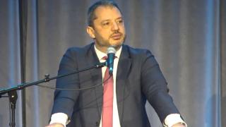 Разцеплението е факт: Добрев разкости измамниците с бели якички ВИДЕО