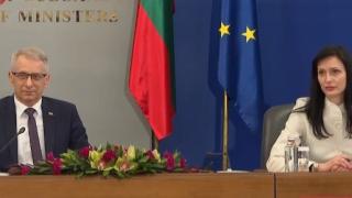 Денков с първи думи за офертата на ГЕРБ: Не съм я чел, но ми изглежда като... ВИДЕО