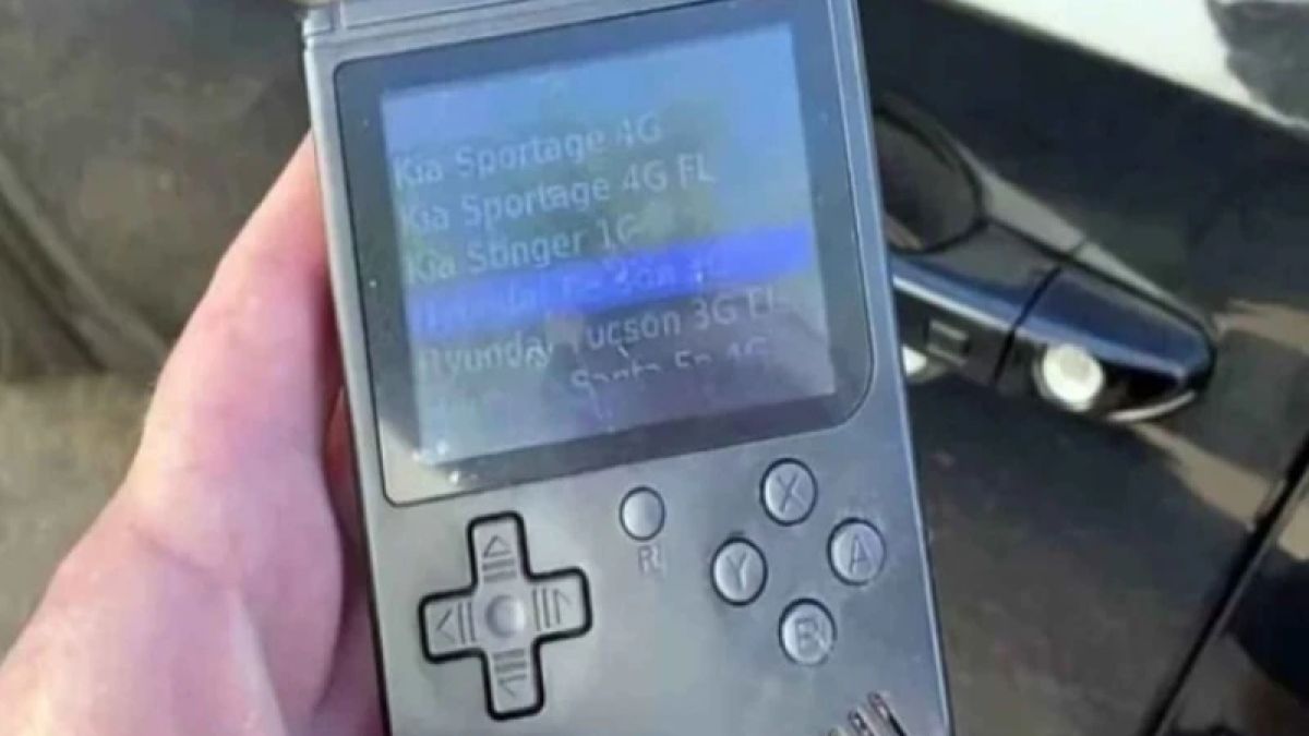 Зъл гений: В чужбина пропищяха как крадат колите им с БГ уред, а с Nokia 3310... СНИМКА