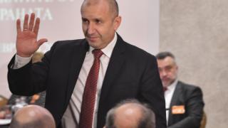 Радев закова президента на РСМ за непристойните му думи