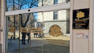 Какво става!? В едното от родните министерства започнаха да си събират багажа
