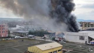 Опасна ситуация в Слънчев бряг, евакуират хора ВИДЕО 
