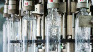 Вдигат уникална фабрика край голям наш град, започва работа още това лято