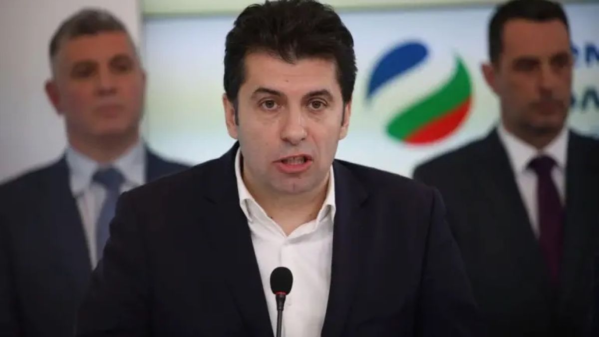Обясниха какъв гаф са сътворили правните корифеи на ПП, замесвайки президента, ГЕРБ също реагираха
