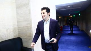 Петков с неуместна шега в ранни зори