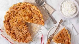 Вкусен и сочен ябълков пай от тефтера с пожълтели страници на баба