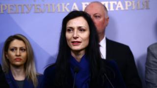 Инфарктно гласуване в НС заради Мария Габриел БЛИЦ TV