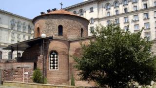 Урок по история: Това е най-старата сграда в София СНИМКА