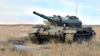 Как украинските сили използват трофейните руски танкове ВИДЕО