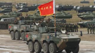 Пече се нова война: Китай построи копие на столицата на Тайван насред пустиня
