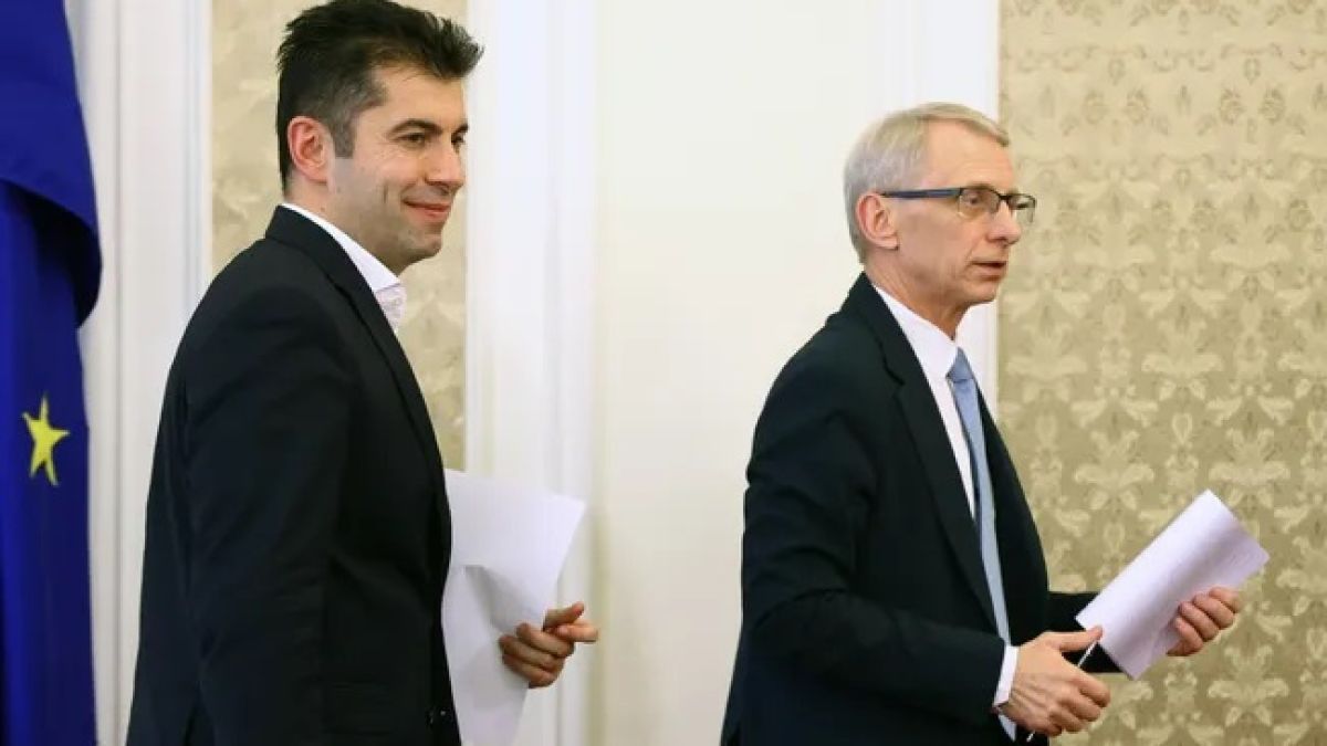Денков и Петков вдигнаха мерника на Главчев: Заканиха се да... ВИДЕО