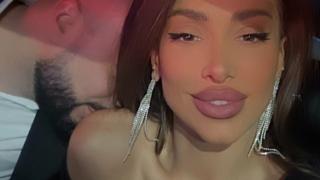 Милионер би шута на тази известна певица - тя не може да го преживее СНИМКА