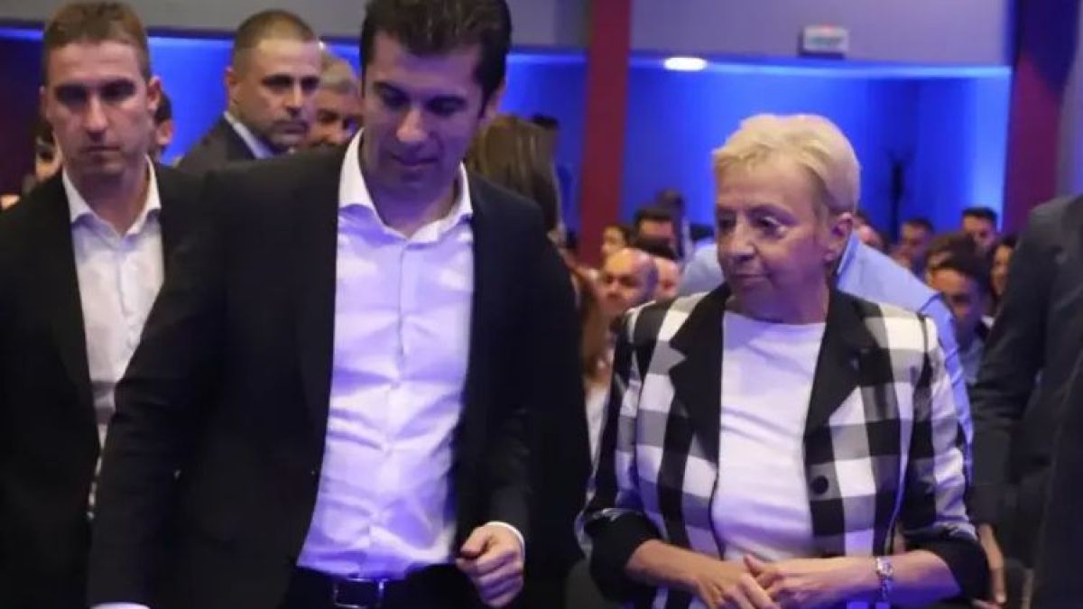 Диана Дамянова: Всичката пара на ПП-ДБ ще излезе през свирката, докато правителството и Пеевски си карат влака, а Радев ще клати...