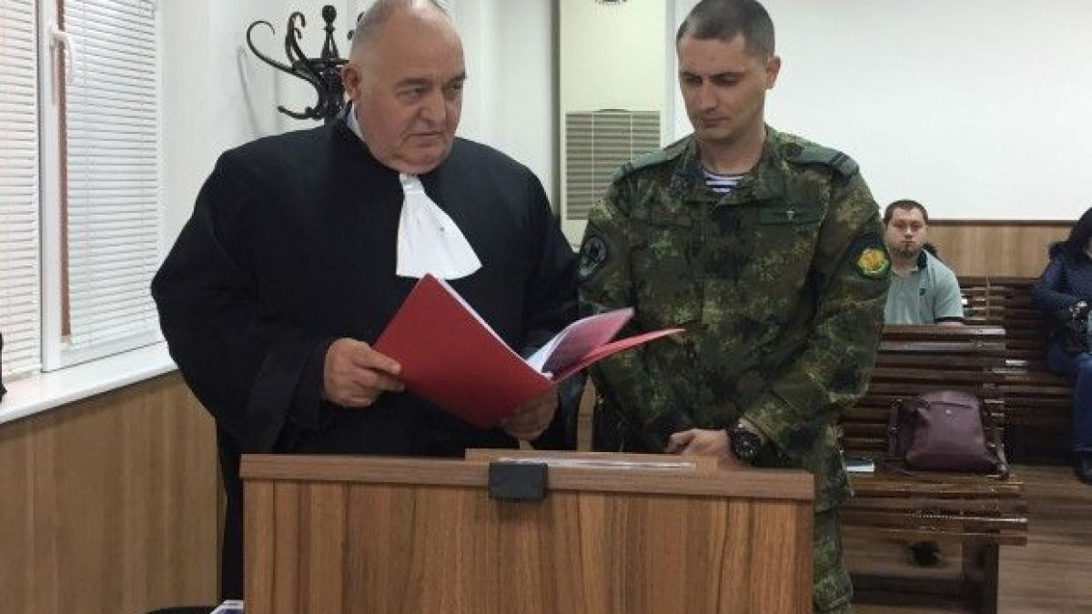 Командос закла ченге заради фаталната полицайка Люба 