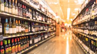 Дядо се заприказва с двойка в магазин в Хасково, а след няколко дни изрева, защото...