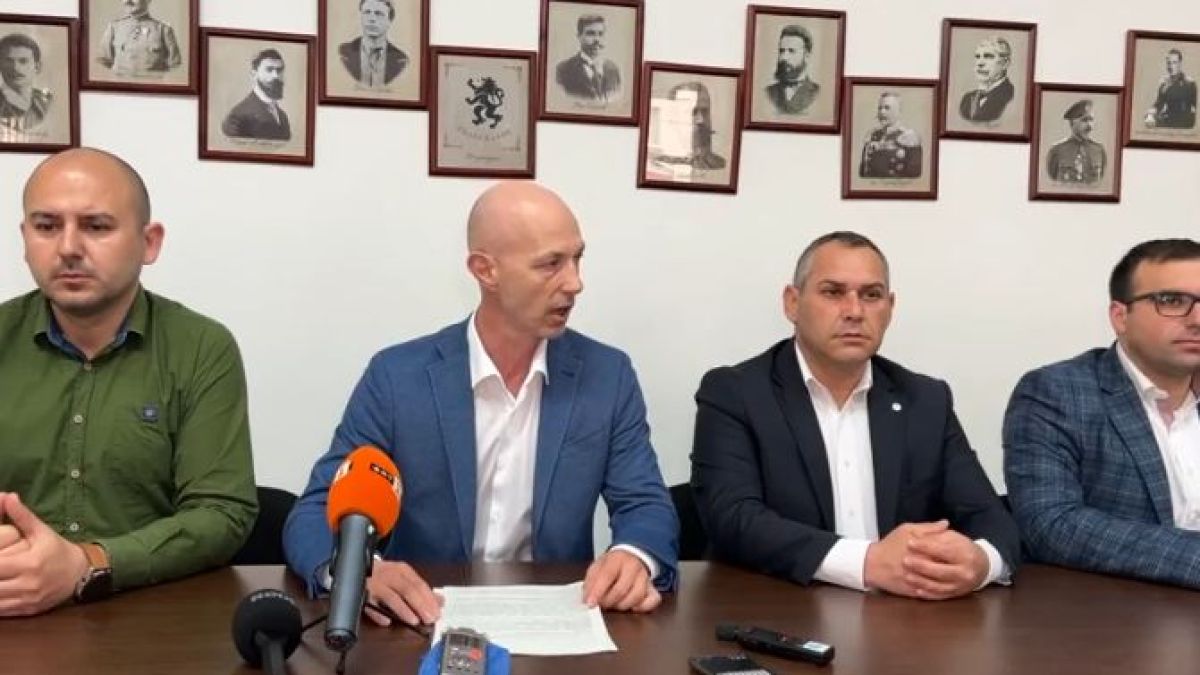 "Възраждане" си хареса известен журналист на БНР за евродепутат 