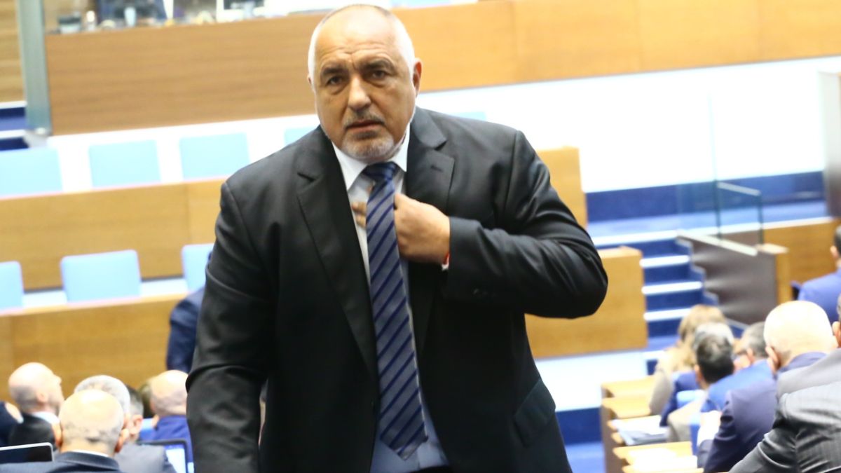 Схема: Хитър ход на ГЕРБ може да катурне коалицията ПП-ДБ