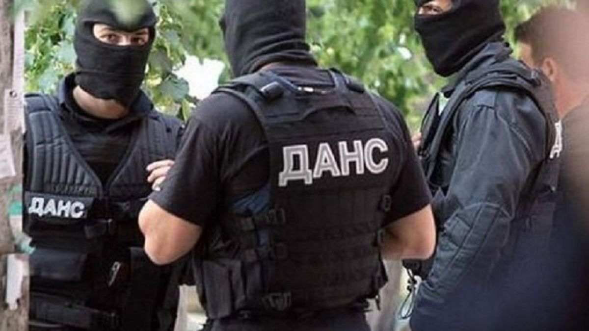 Безлов за акцията в Агенция "Митници": Случилото се е безпрецедентно, защото...