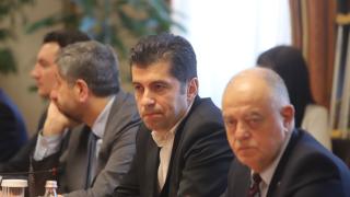 Бомба: Петков взривен след кабинета "Главчев", взе главата на член на ПП БЛИЦ TV