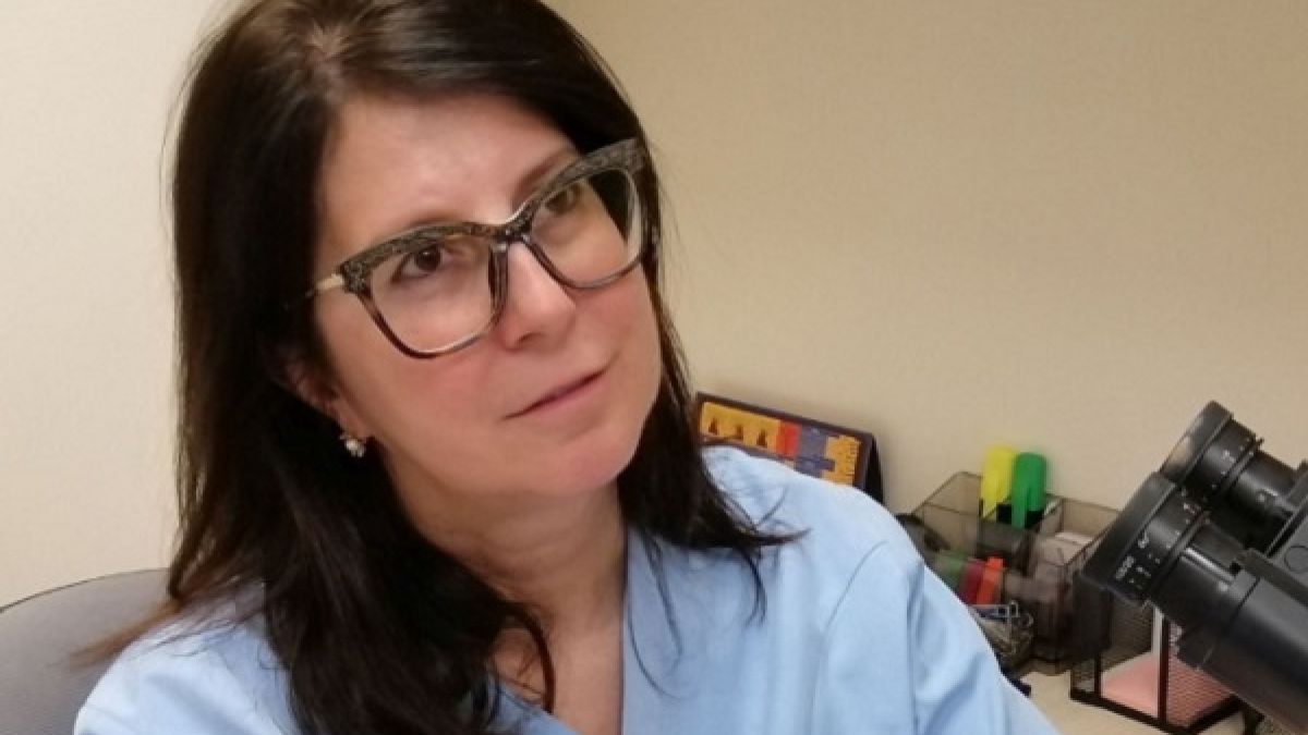 Легенди се носят из Разлог за майката на тази министърка на Главчев СНИМКА