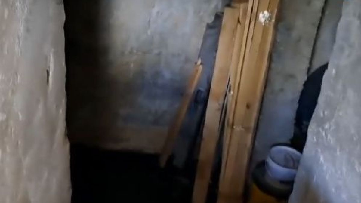 Непоносима смрад: Хората в този блок в Перник не издържат ВИДЕО
