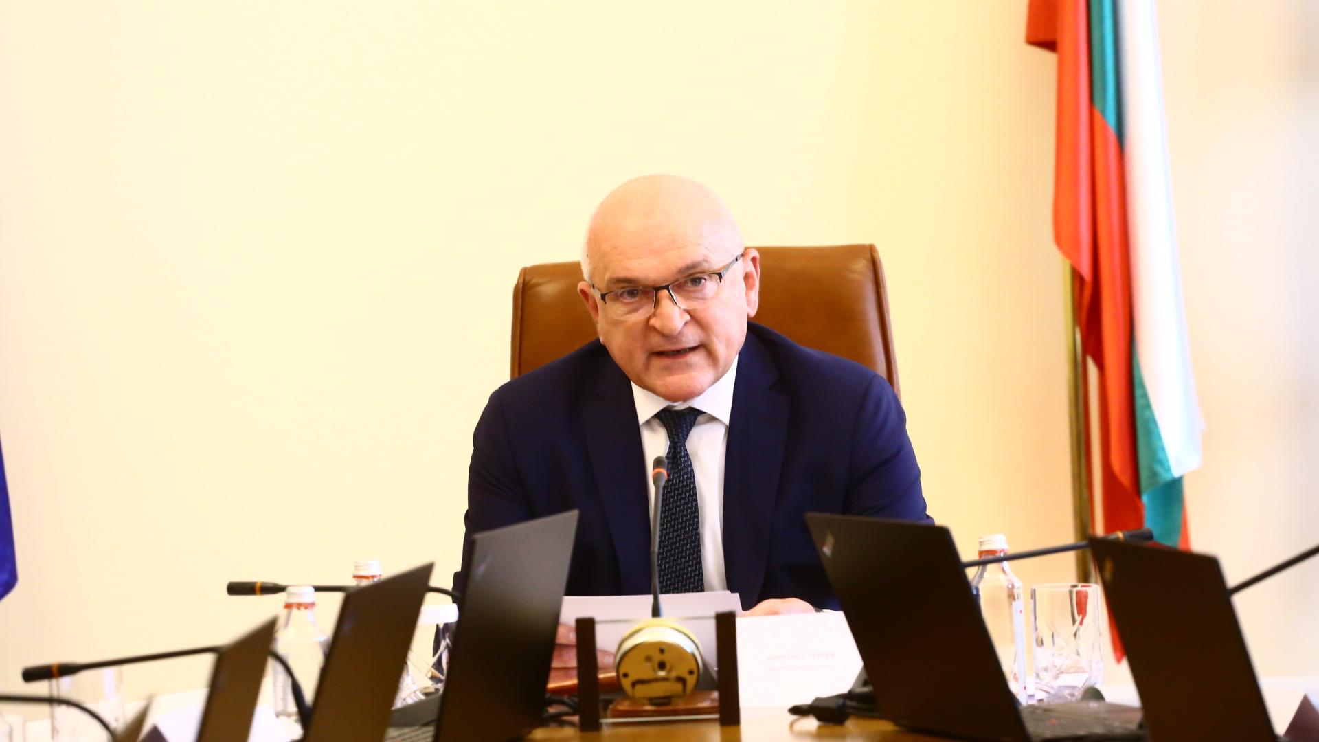 Главчев с нова порция рокади в МС, върна Йоловски в кабинета 