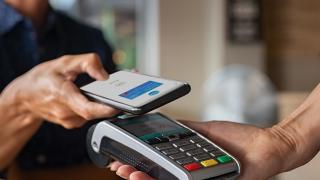 Вече нищо няма да е същото: Плащаме с телефона без такса!