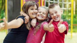 Ученици и родители в София ликуват от щастие, в страната им завиждат