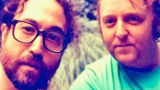 Синовете на Пол Маккартни и Джон Ленън пуснаха обща песен ВИДЕО