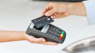 Експерти съветват: В тези случаи е по-добре да не плащаме с карта