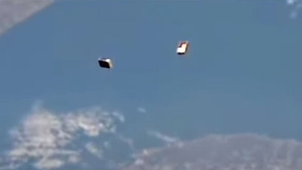 Извънземните навестиха Международната космическа станция ВИДЕО