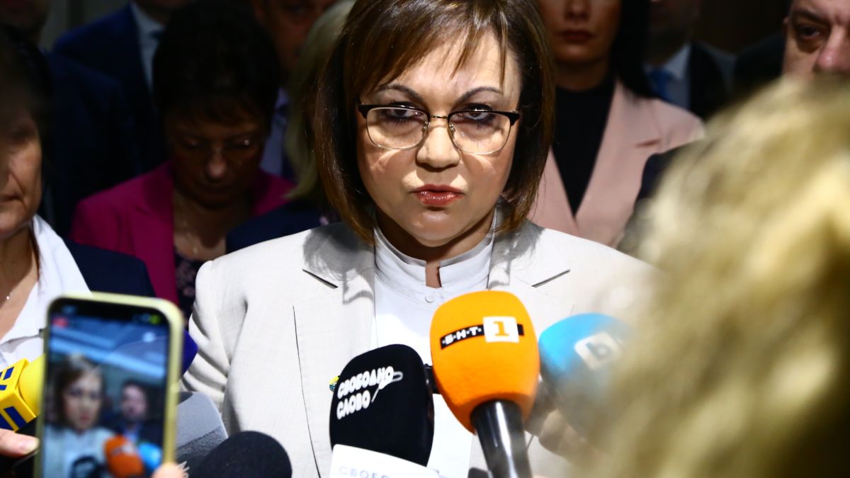 Нинова започна да пържи кюфтета и изпадна в ступор: Пипам се...