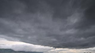 Синоптици ни попариха: Студ и сняг на Великден, а след Гергьовден иде...