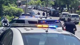Касапница в САЩ: Поне трима полицаи са убити, а петима са ранени ВИДЕО