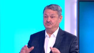 Пред камината и парното: Проф. Рачев изненада с прогноза за Великден и Гергьовден