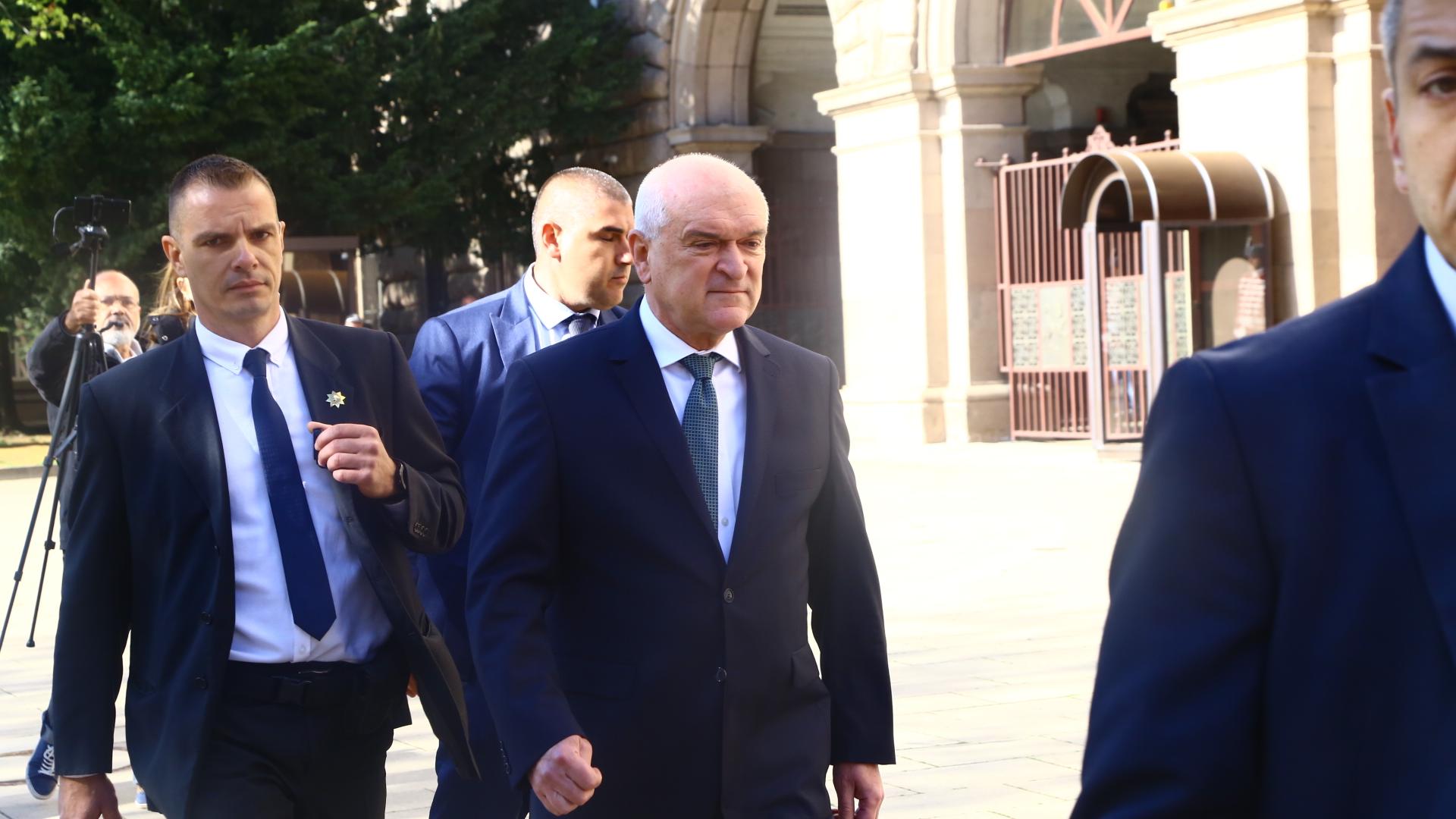 Главчев със спешен ход, потуши голям пожар 